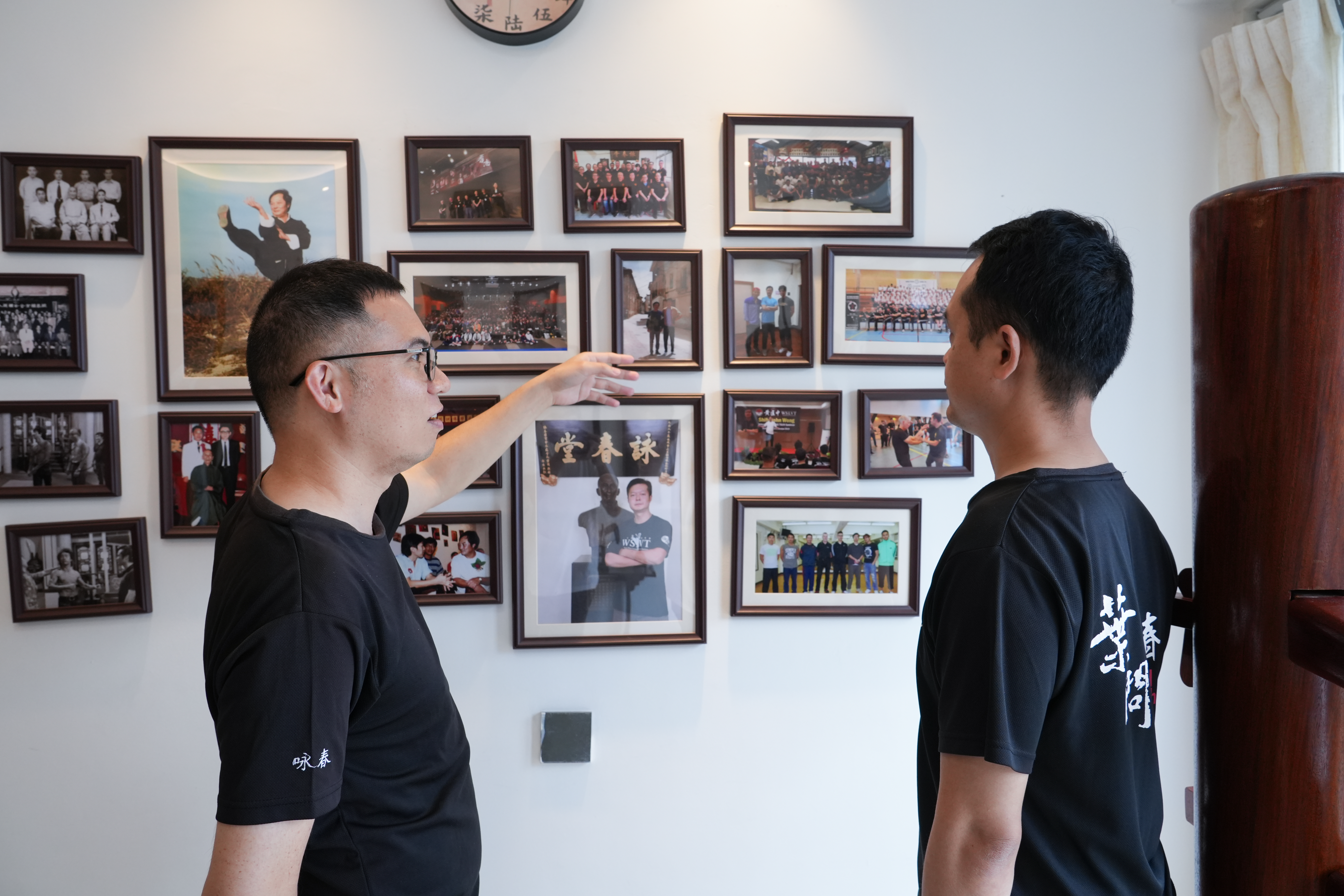 师兄弟与老照片